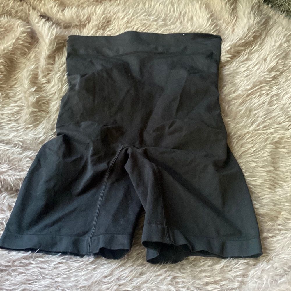 Lane Bryant body shaper panties Black ultra high waist short. Size 14/16